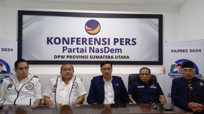 Jumpa pers persiapan Kampanye Akbar Capres Anies Rasyid Baswedan di Kantor DPW NasDem Sumut. 