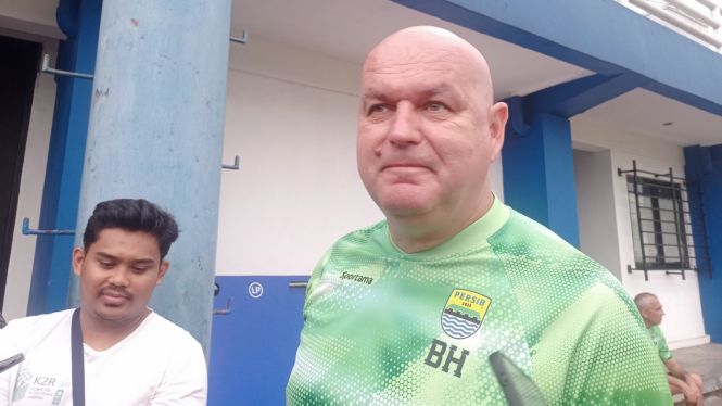 Pelatih Persib Bandung, Bojan Hodak