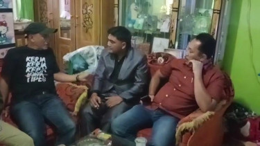 Polisi menangkap mempelai pria saat menggelar resepsi perkawinan