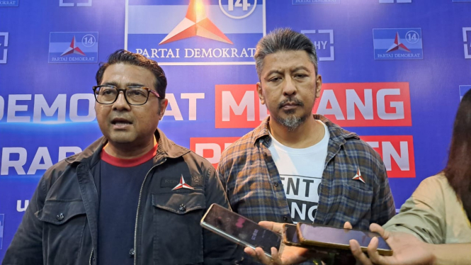 Sekjen Partai Demokrat, Teuku Riefky Harsya dan Bendahara Umum Partai Demokrat, Renville Antonio
