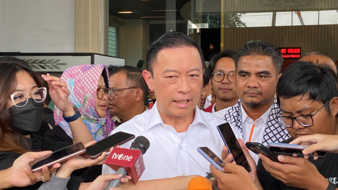 Co-captain Timnas Amin Tom Lembong di DPP PKS, Jakarta Selatan saat hadiri diskusi UU Ciptaker pada Kamis 1 Februari 2024
