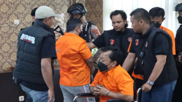 Kawanan pelaku saat dirilis polisi.