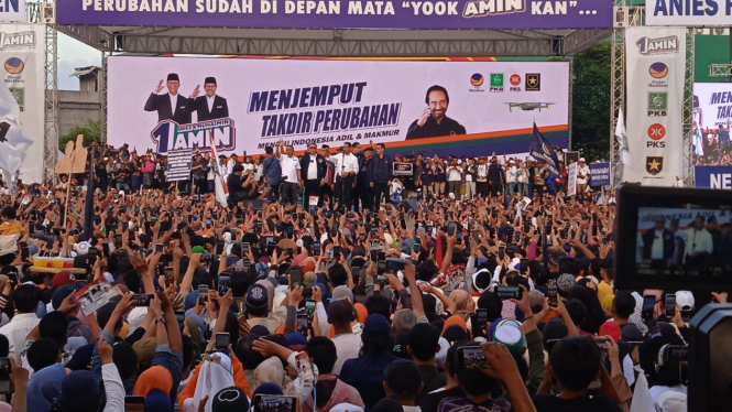 Kampanye akbar Capres Anies Rasyid Baswedan di Lapangan Reformasi, Kabupaten Deli Serdang.(Istimewa/VIVA)