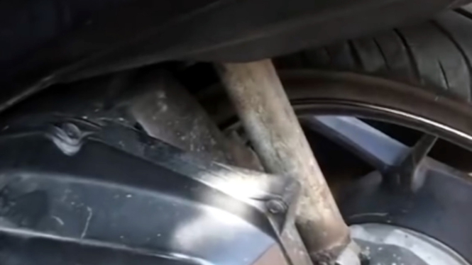 Modifikasi peredam kejut Honda Vario