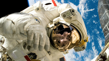 Illustration of astronauts
