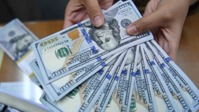 Ilustrasi kekayaan dalam bentuk kepemilikan uang dolar