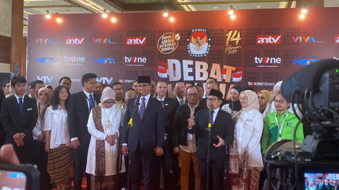 Konpers Anies Baswedan-Muhaimin Iskandar usai debat kelima Pilpres 2024