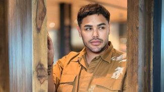 Kena Mental Penampilannya Terus Dicibir Netizen, Ivan Gunawan Mau Make Over Wajah Lagi