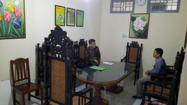 Kuasa hukum Gibran dan kuasa hukum Almas menghadiri sidan mediasi