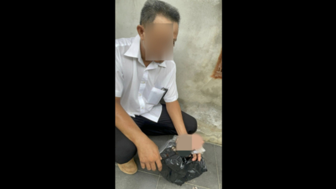 Tersangka RS yang menyiksa hewan untuk pembuatan video konten berbayar.