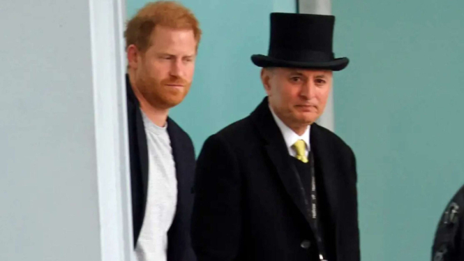 Pangeran Harry Kembali ke Los Angeles Pasca Jenguk King Charles yang Menderita K