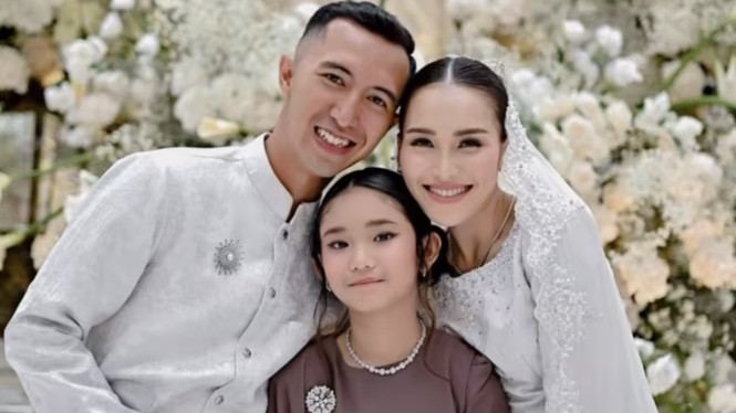Ayu Ting Ting, Muhammad Fardhana dan Bilqis.