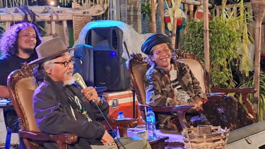 Sujiwo Tejo Dkk (Doc: Istimewa)