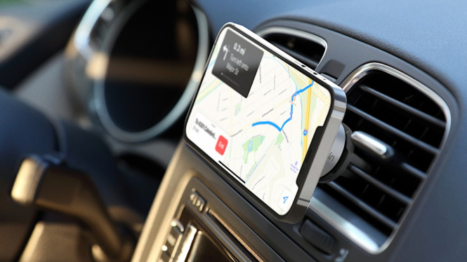 Smartphone di mobil / dudukan ponsel
