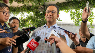 Anies Baswedan di rumah pribadinya di Lebak Bulus, Jakarta Selatan, Selasa 13 Februari 2024