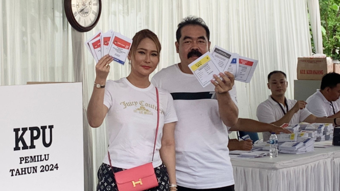 Inul Daratista dan Adam Suseno