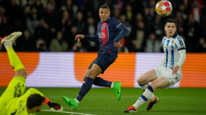 Kylian Mbappe saat PSG vs Real Sociedad