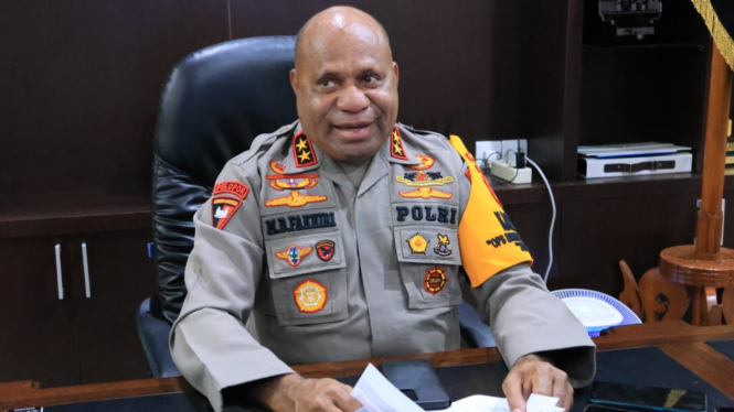 Kapolda Papua Irjen Pol Mathius D. Fakiri