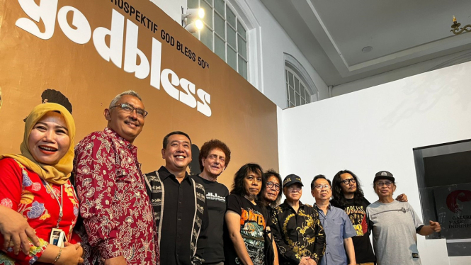 God Bless menyelenggarakan Pameran Retrospektif God Bless 50 Tahun