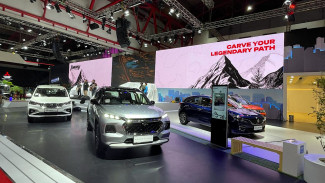 Mobil Ini Laku Ribuan Unit di IIMS 2024