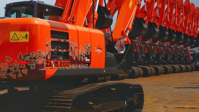 Excavator edisi batik.