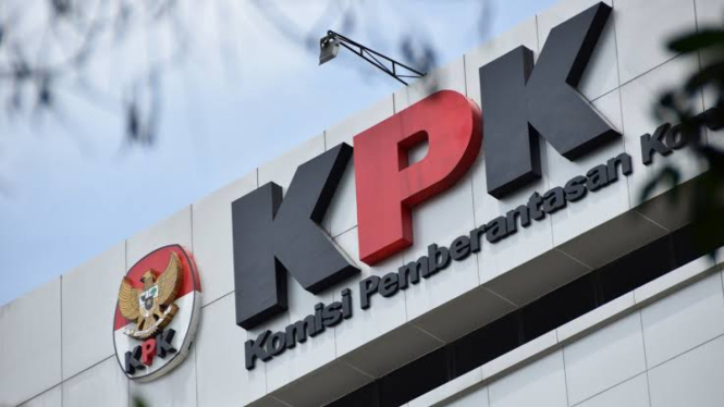 Komisi Pemberantasan Korupsi (KPK) menegaskan pihaknya telah menetapkan lebih dari 10 orang yang menjadi tersangka atas kasus pungutan liar (pungli) di Rumah Tahanan Negara (Rutan) KPK.