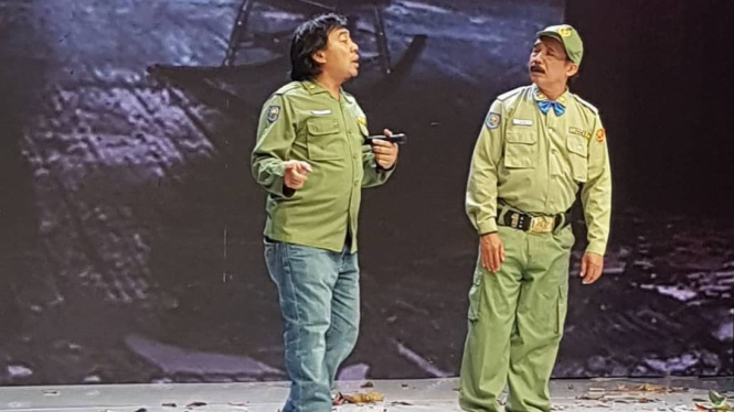 Komeng dan Opie Kumis