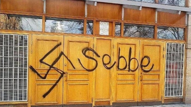 Gambaran Masjid di Swedia Dicoret-coret (Doc: ANews)