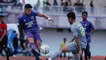 Duel Persita Tangerang vs Persebaya Surabaya