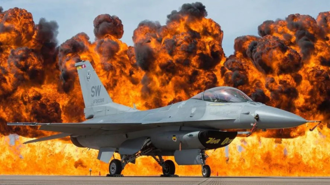 VIVA Militer: Jet tempur General Dynamics F-16 Fighting Falcon