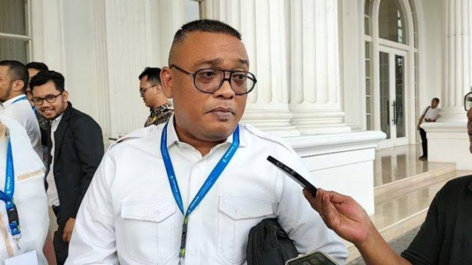 Bontor Tobing selaku pengacara M, salah satu saksi yang terlibat perundungan Siswa Junior Binus Serpong