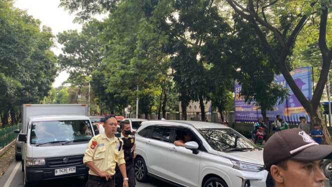 Mahasiswa UP blokade jalan