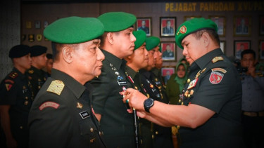 VIVA Militer: Serah terima jabatan Kodam Pattimura.
