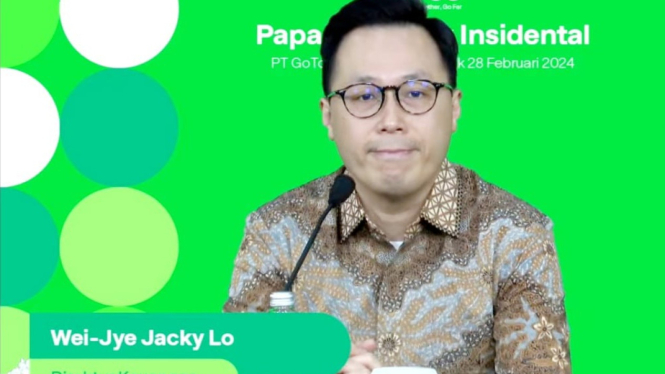 Direktur Keuangan GoTo, Jacky Lo, dalam paparan publik insidental GoTo Group, Rabu, 28 Februari 2024.
