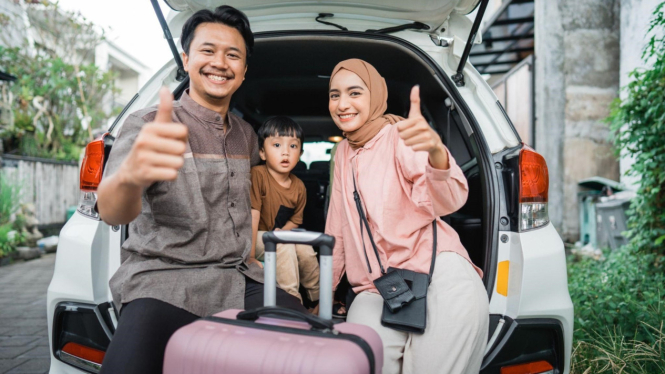 Ilustrasi mudik pakai mobil