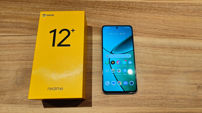 Realme 12+ 5G.