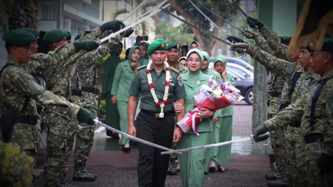 VIVA Militer: Prosesi pelepasan Letkol Inf Aditya Wira Respati.