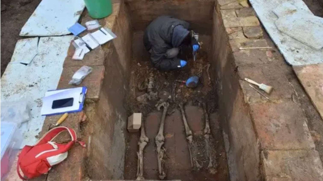 Makam Orang Kaya Kuno Ini Ada di Tempayan