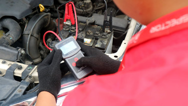 Pemeriksaan mobil bekas