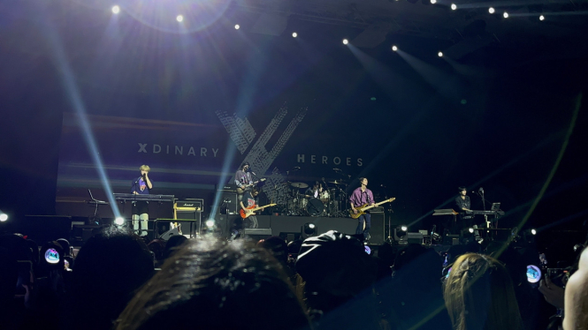 Xdinary Heroes