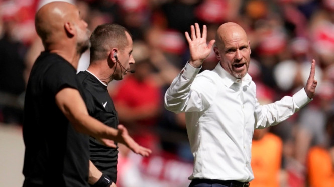 Erik ten Hag dan Pep Guardiola