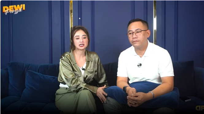 Dewi Perssik dan Rully