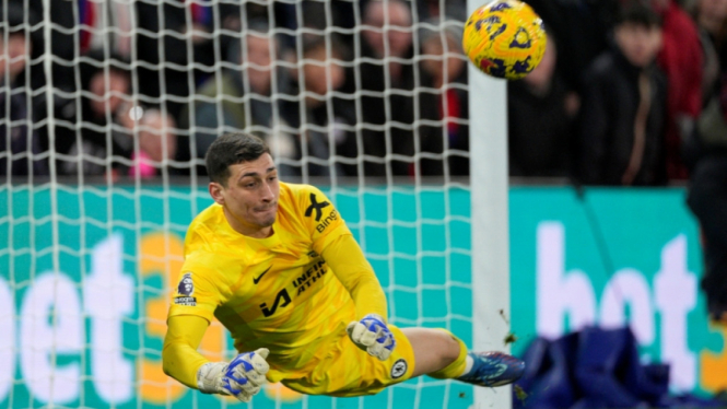 Kiper Chelsea, Djordje Petrovic