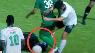 Banyak Kecaman, Wahyudi Hamisi Minta Maaf Usai Tendang Kepala Pemain Persebaya Surabaya