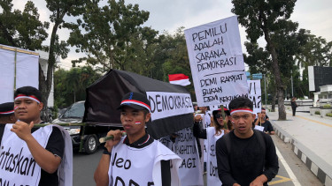 Unjuk rasa di gedung DPRD Sumut.(B.S.Putra/VIVA)  