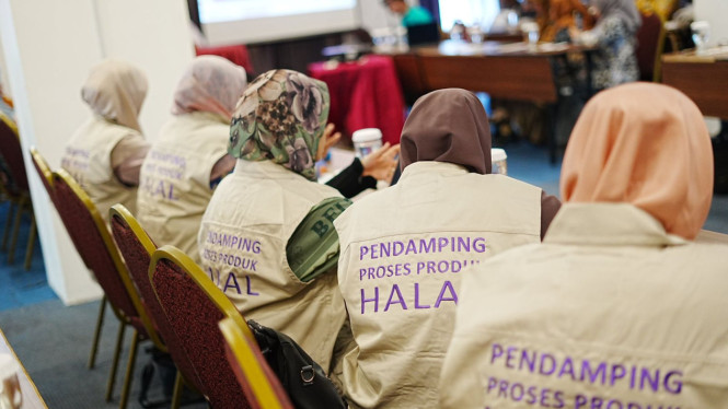 Sosialisasi wajib halal Oktober 2024