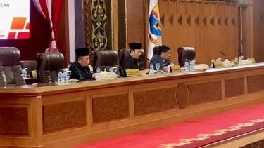 Foto Rapat Paripurna DPRD Provinsi Jambi 