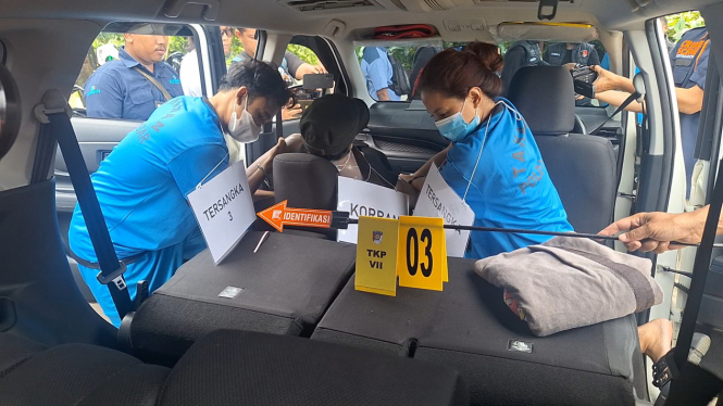 Polda Jabar mengelar rekonatruksi Pembunuhan Indriana, Kamis 7 Maret 2024. Muhammad AR/VIVA