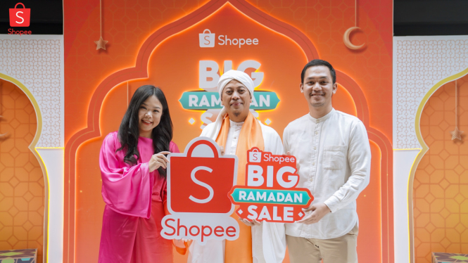 Kolaborasi terbaru Shopee dengan salah satu musisi Indonesia, Opick