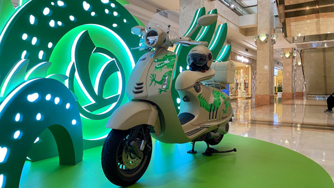 Vespa 946 Dragon